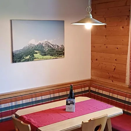 Scheiber Apartment *